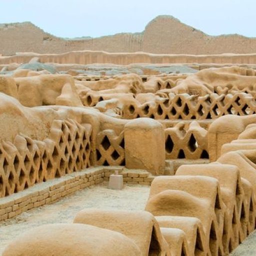 Ciudadela de Chan Chan_ la ciudad de adobe más grande de América